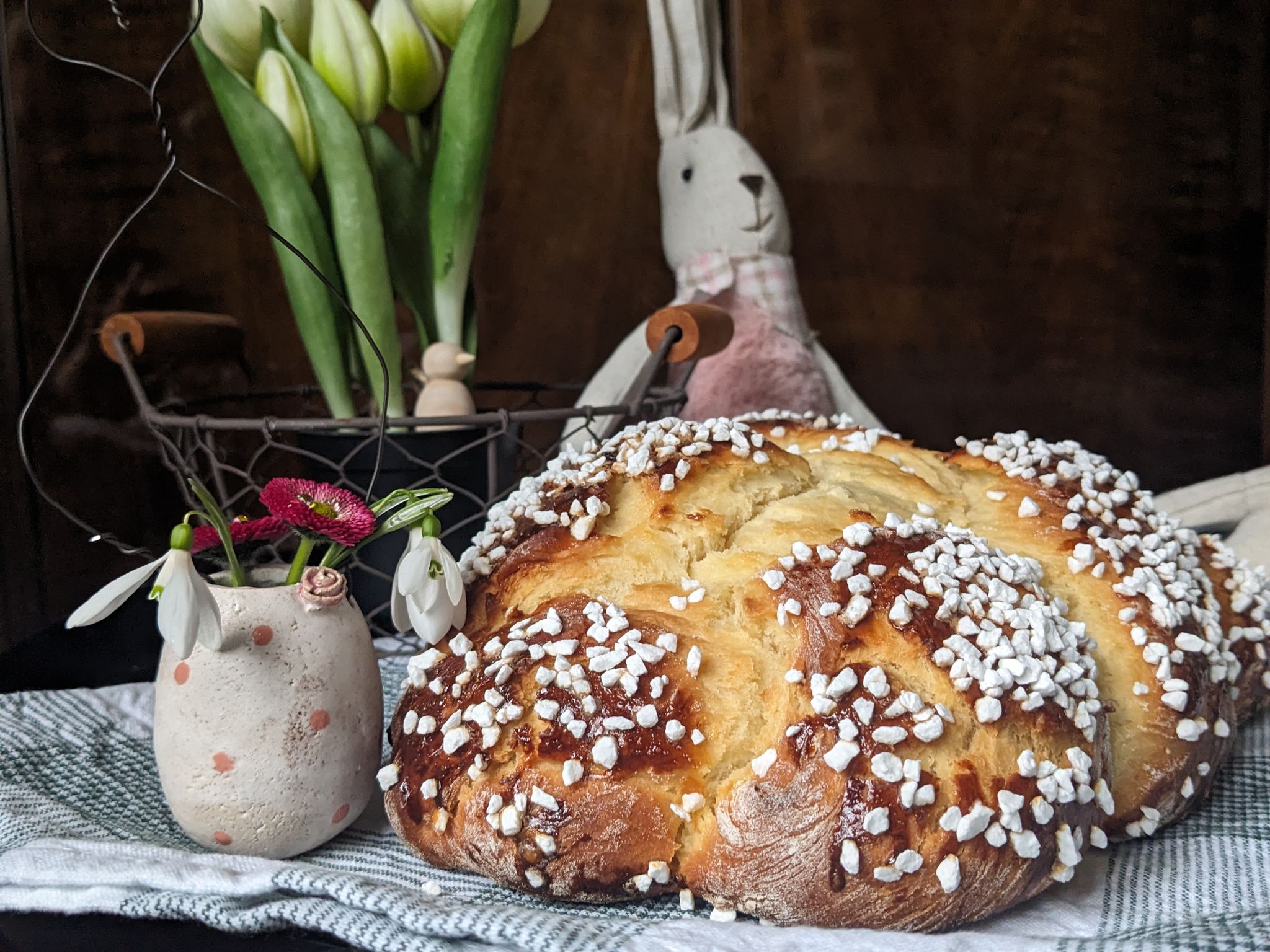 Osterzopf: So gelingt der Klassiker für den Feiertagsbrunch